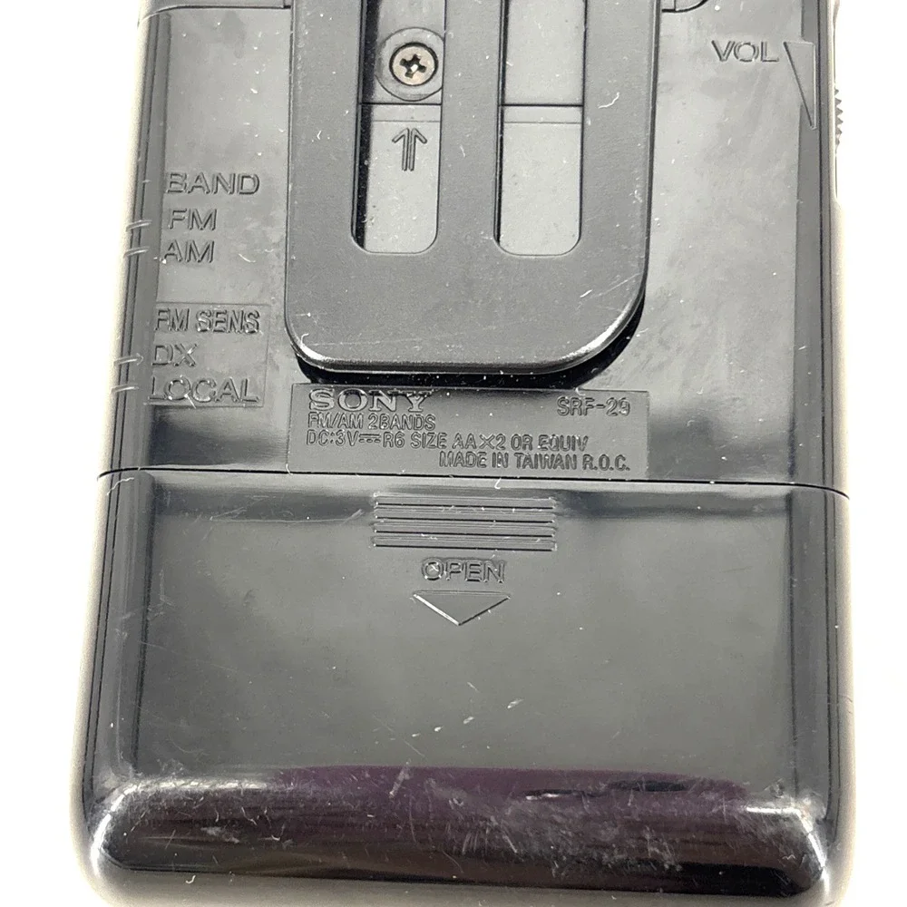 Vintage Sony Walkman SRF-29‎ Black AM/FM Radio w/ Belt Clip Tested No Headphones